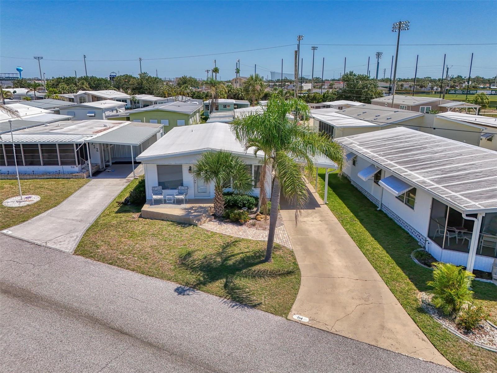 Image 20 of 99 For 714 Waterway Drive