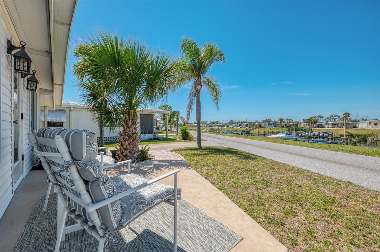 Image 32 of 99 For 714 Waterway Drive