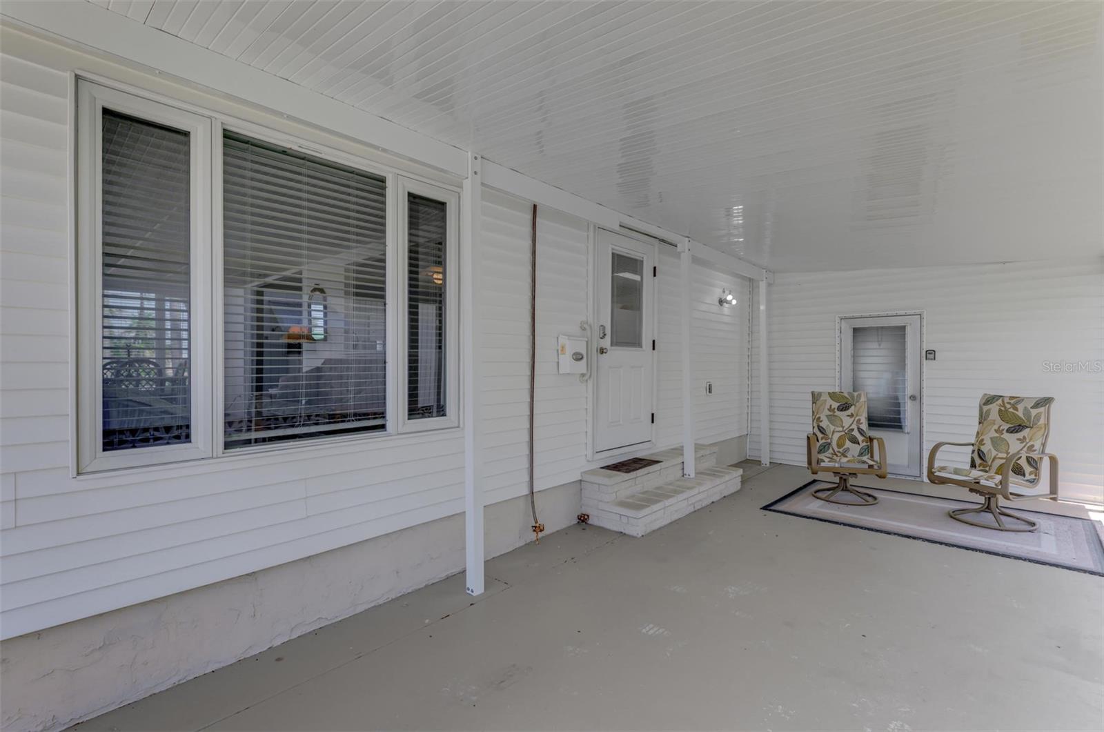 Image 33 of 99 For 714 Waterway Drive