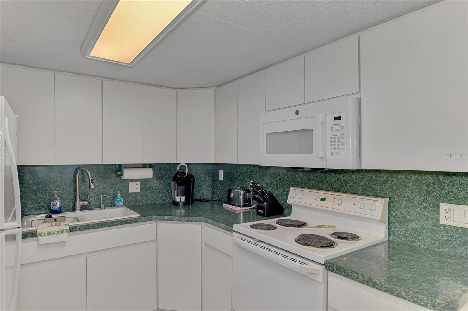 Image 39 of 99 For 714 Waterway Drive
