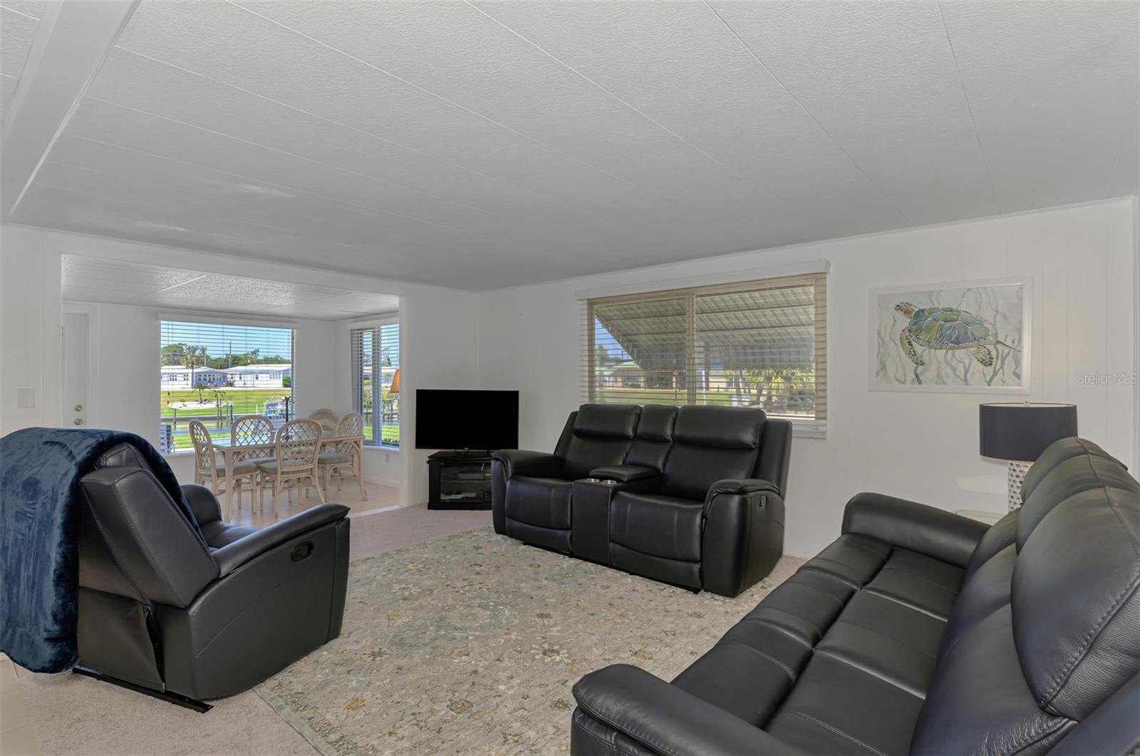 Image 49 of 99 For 714 Waterway Drive