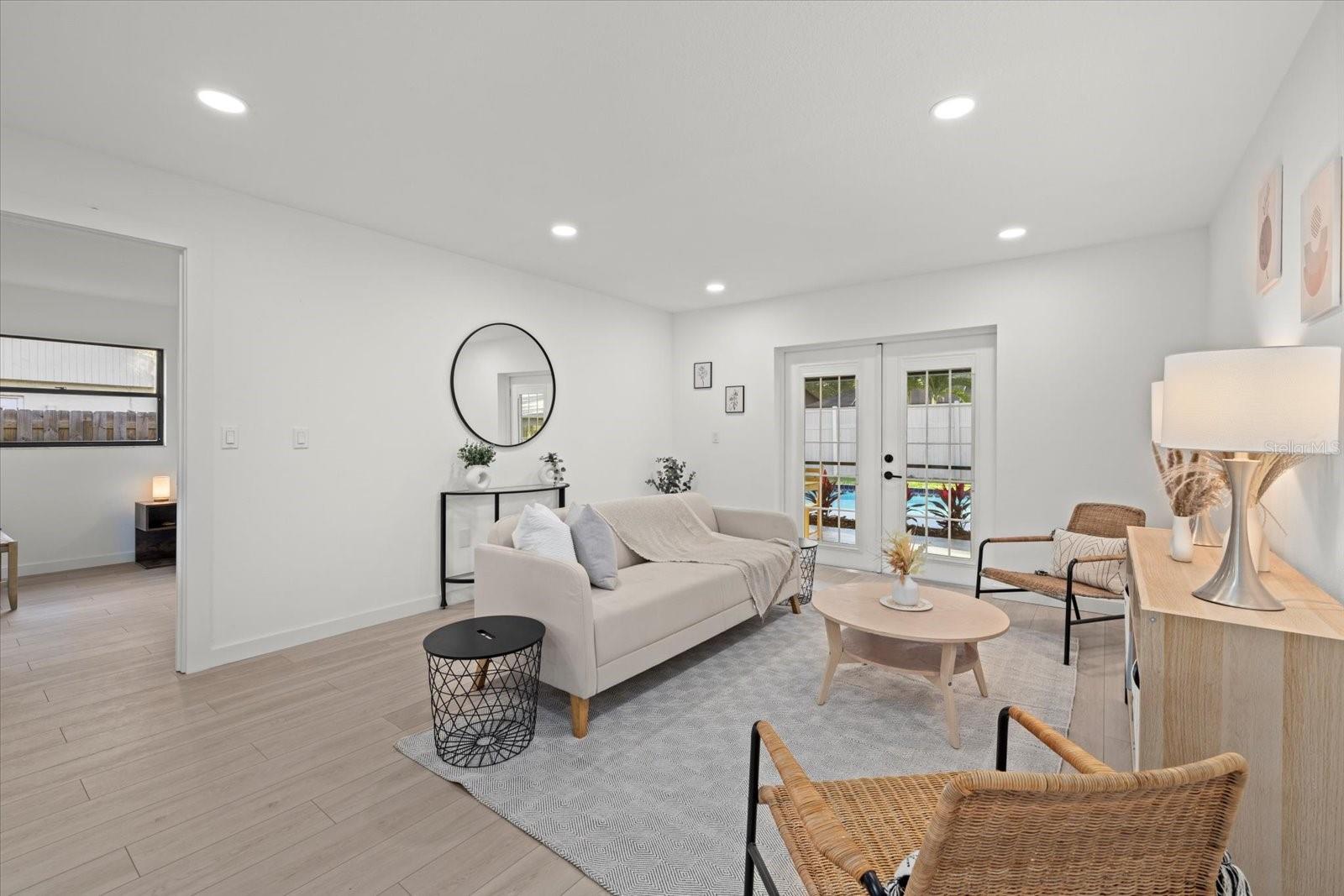 Image 12 of 38 For 2915 Woodpine Circle