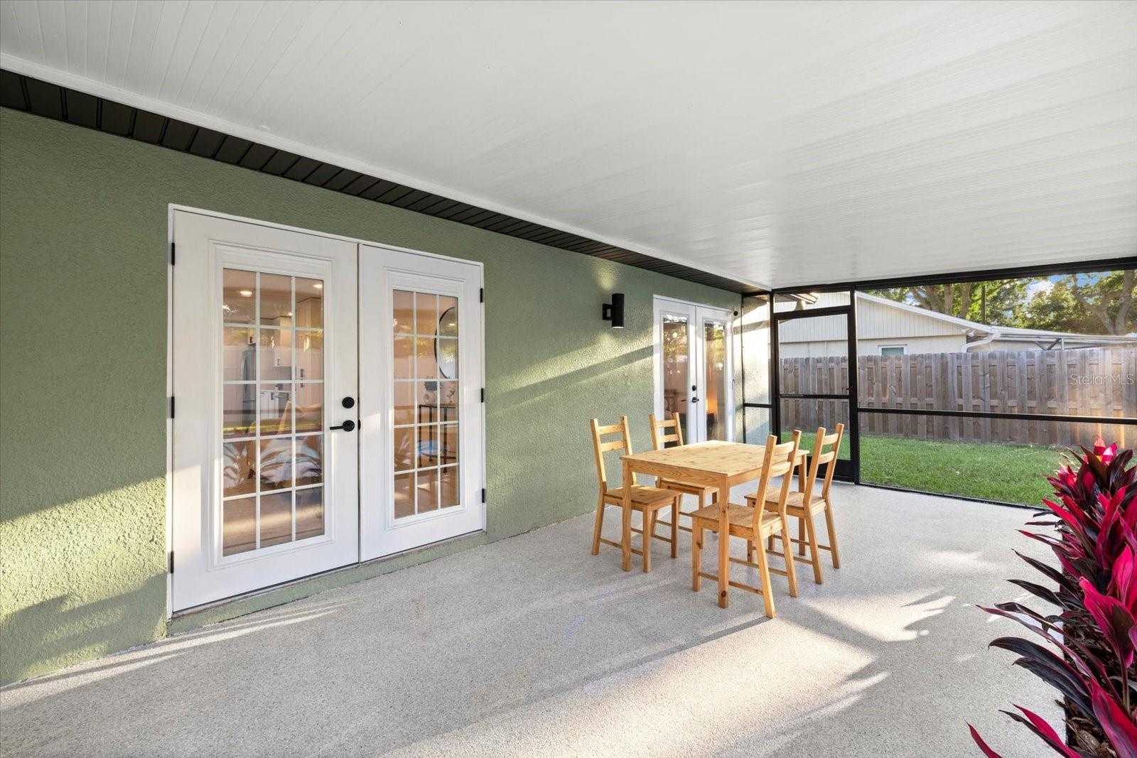 Image 27 of 38 For 2915 Woodpine Circle