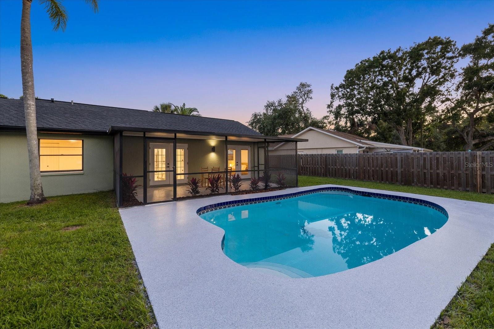 Image 29 of 38 For 2915 Woodpine Circle