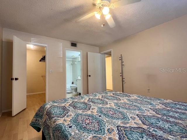 Image 10 of 24 For 3221 Beneva Road 102
