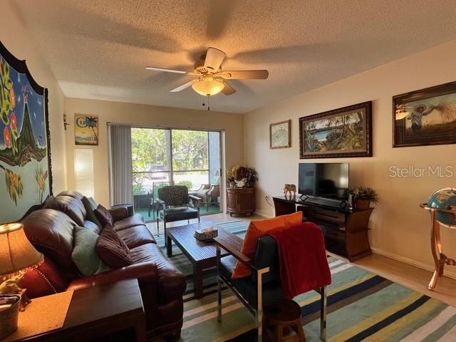 Image 17 of 24 For 3221 Beneva Road 102