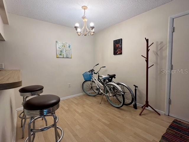 Image 6 of 24 For 3221 Beneva Road 102
