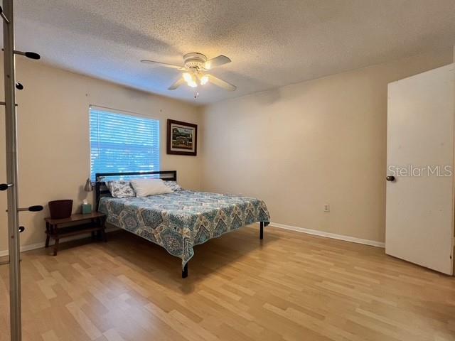 Image 9 of 24 For 3221 Beneva Road 102