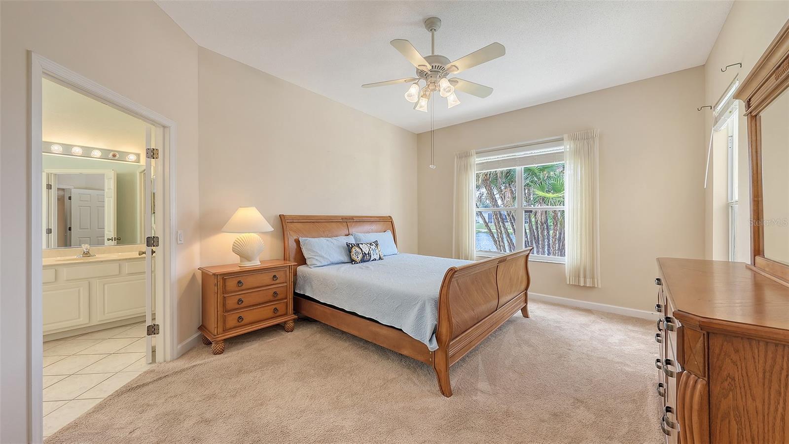 Image 21 of 47 For 4274 Tennyson Way