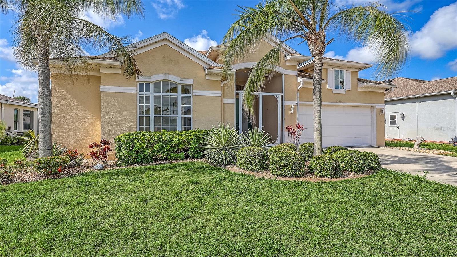 Image 3 of 47 For 4274 Tennyson Way