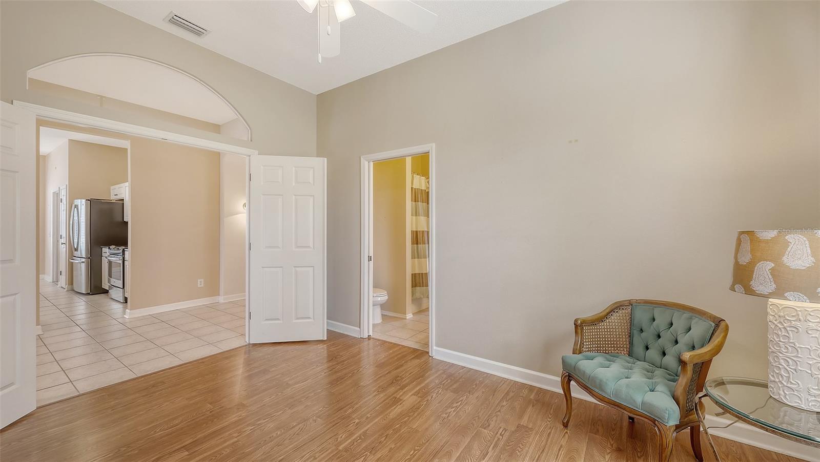 Image 37 of 47 For 4274 Tennyson Way