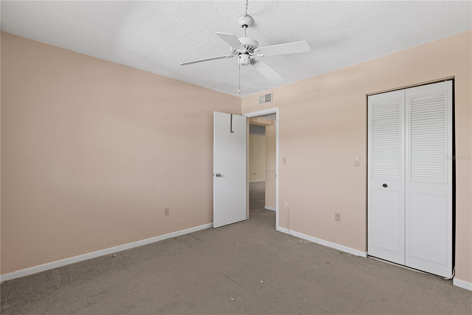 Image 16 of 29 For 860 Virginia Street 304