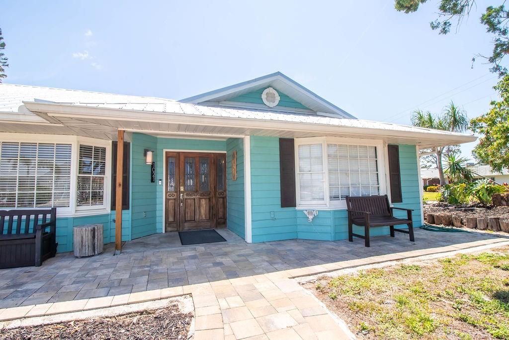 Image 10 of 68 For 1021 Estremadura Drive