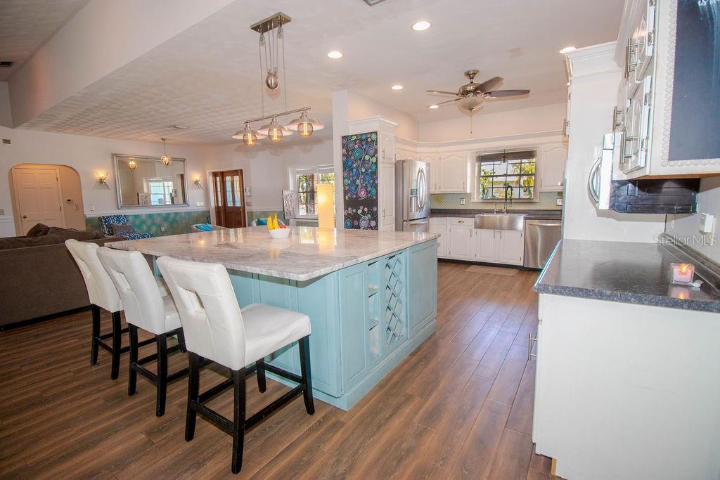 Image 14 of 68 For 1021 Estremadura Drive