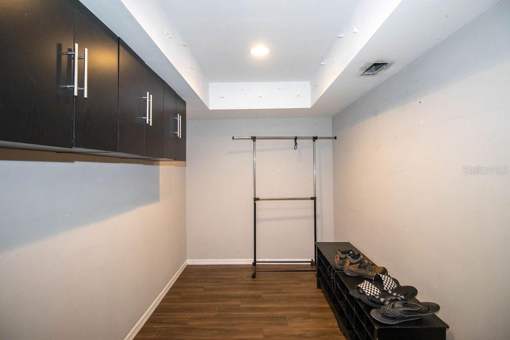 Image 26 of 68 For 1021 Estremadura Drive