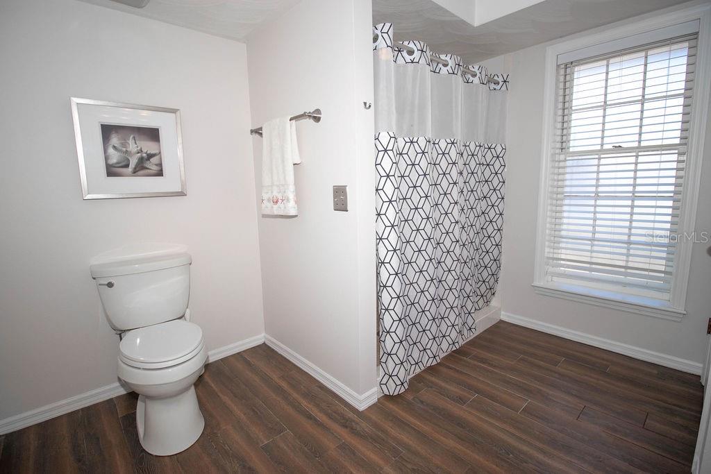 Image 34 of 68 For 1021 Estremadura Drive