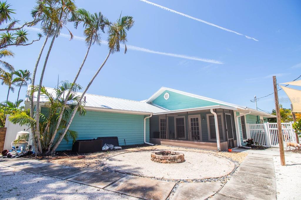 Image 49 of 68 For 1021 Estremadura Drive