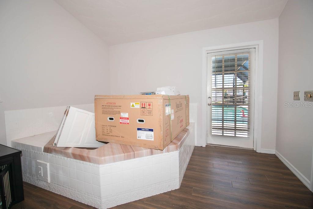 Image 63 of 68 For 1021 Estremadura Drive