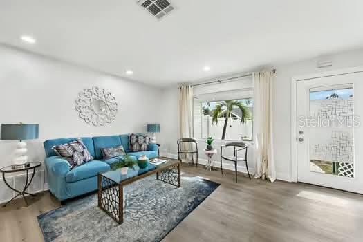 Image 6 of 15 For 2165 Orchid Street