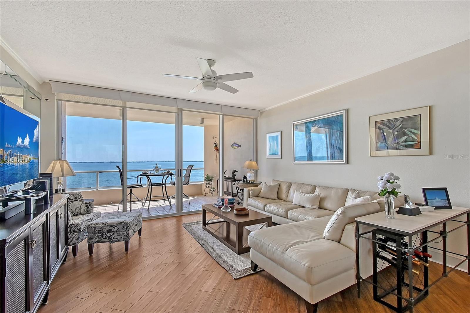 Image 12 of 99 For 3070 Grand Bay Boulevard 644