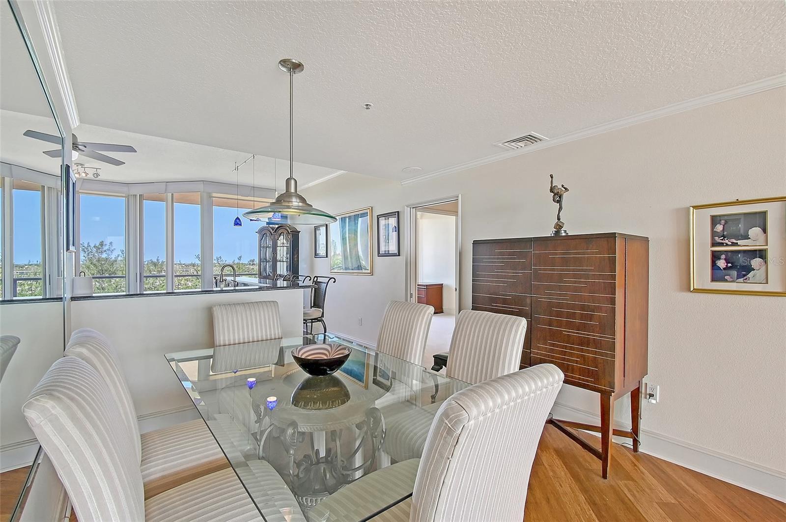 Image 19 of 99 For 3070 Grand Bay Boulevard 644