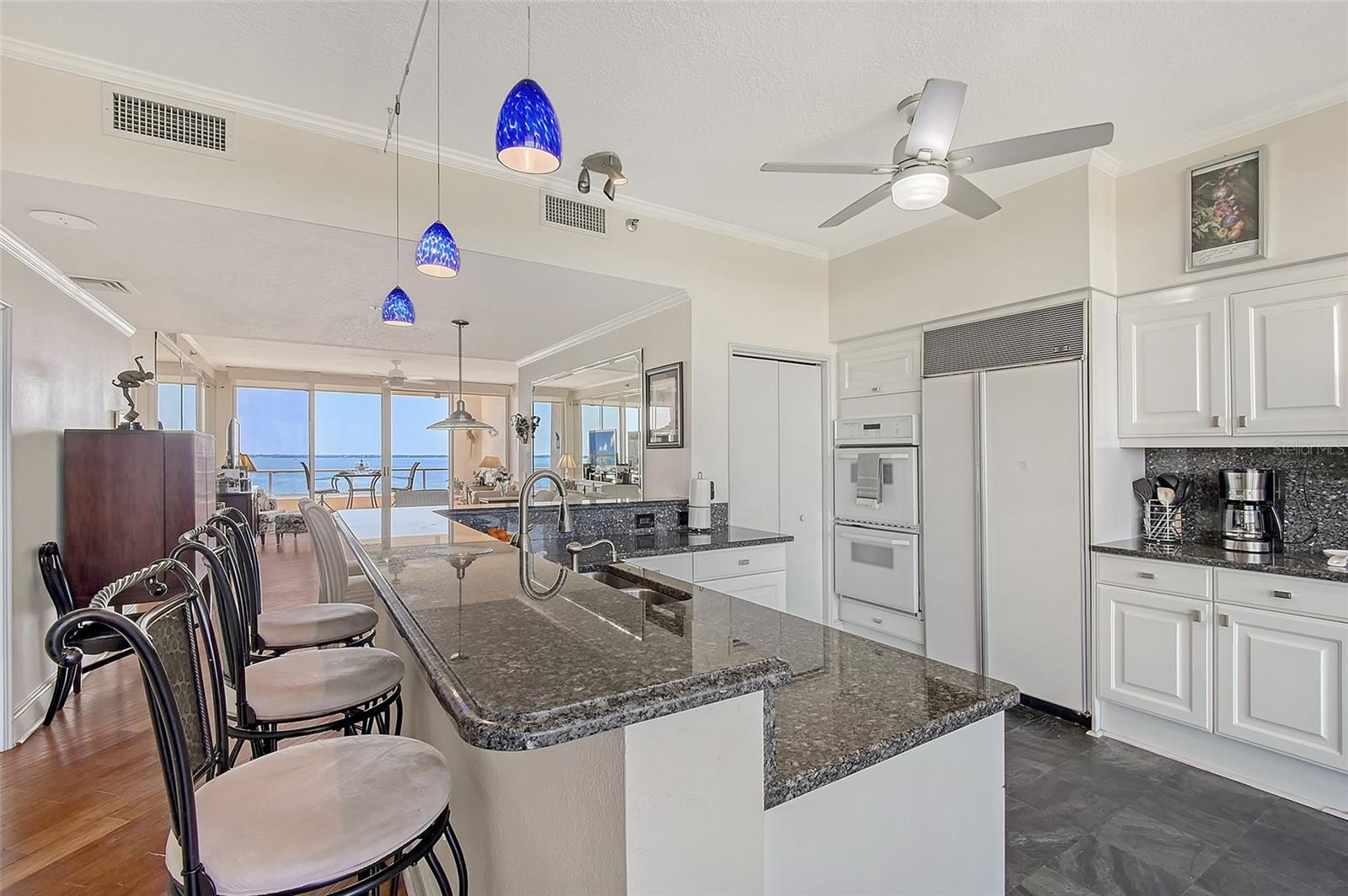 Image 22 of 99 For 3070 Grand Bay Boulevard 644