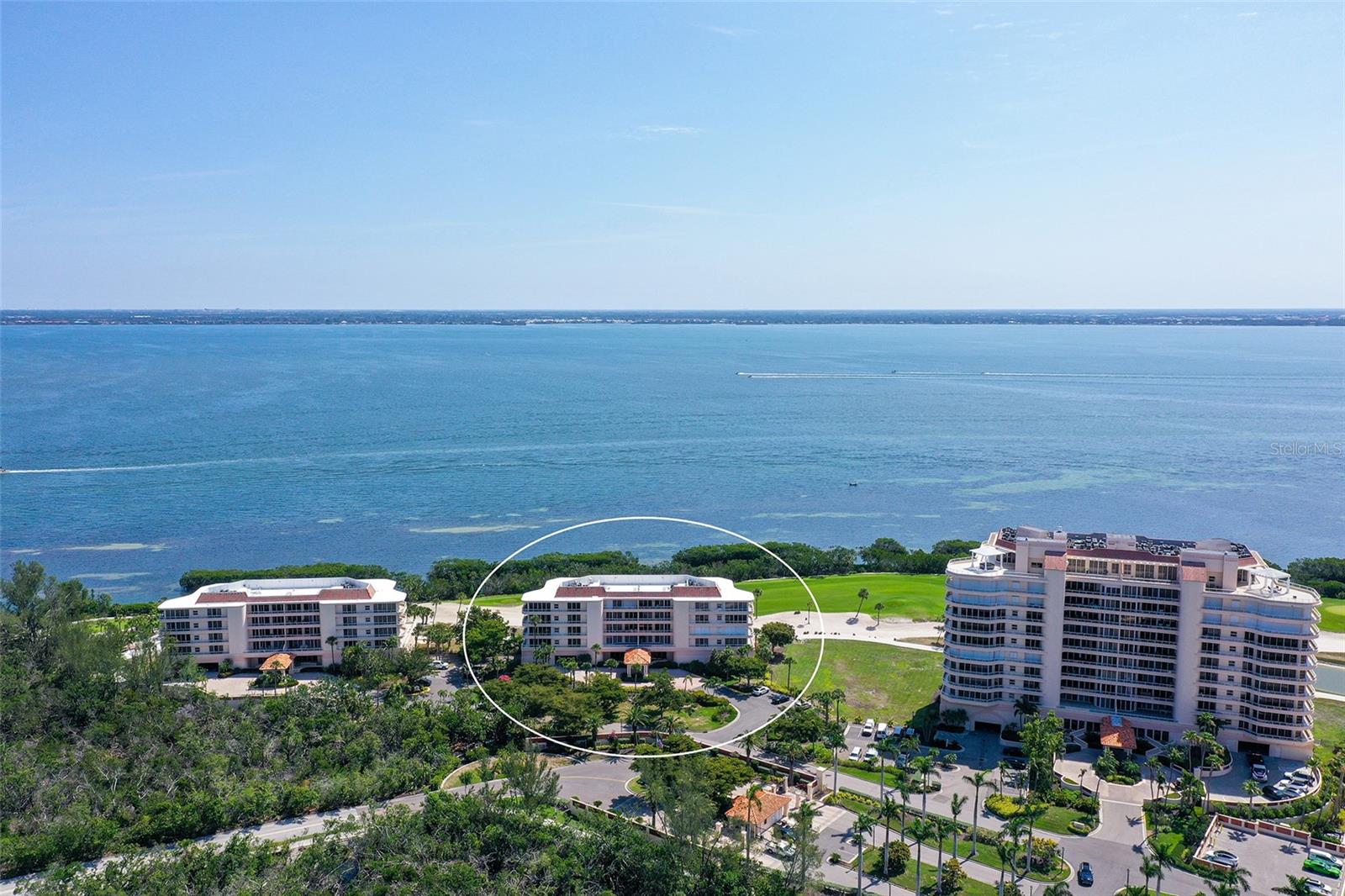 Image 3 of 99 For 3070 Grand Bay Boulevard 644