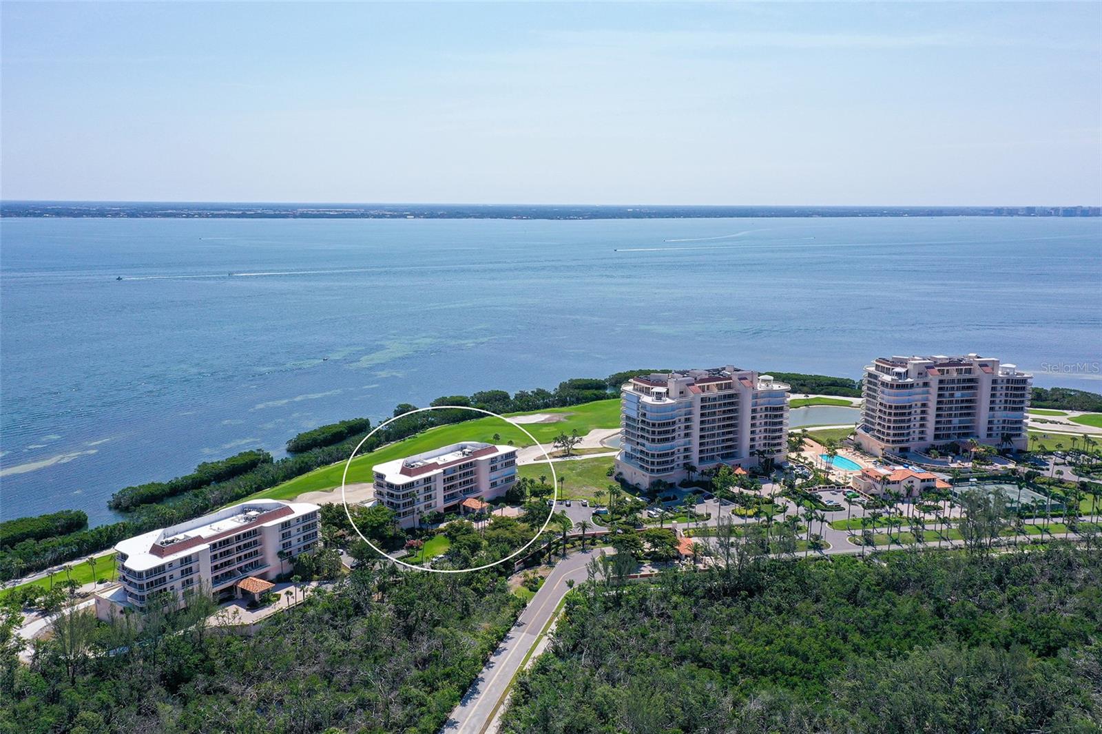 Image 4 of 99 For 3070 Grand Bay Boulevard 644