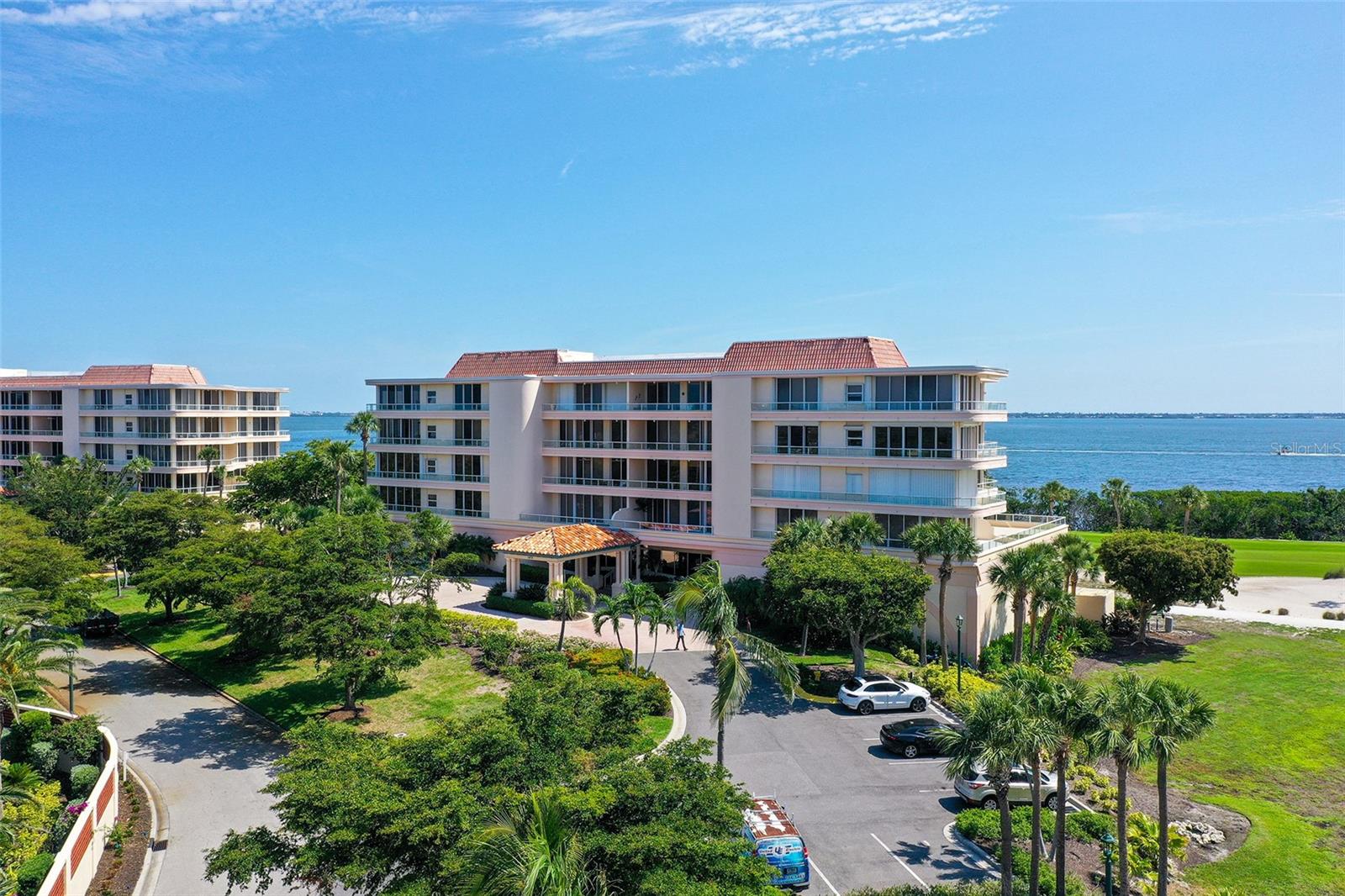 Image 5 of 99 For 3070 Grand Bay Boulevard 644