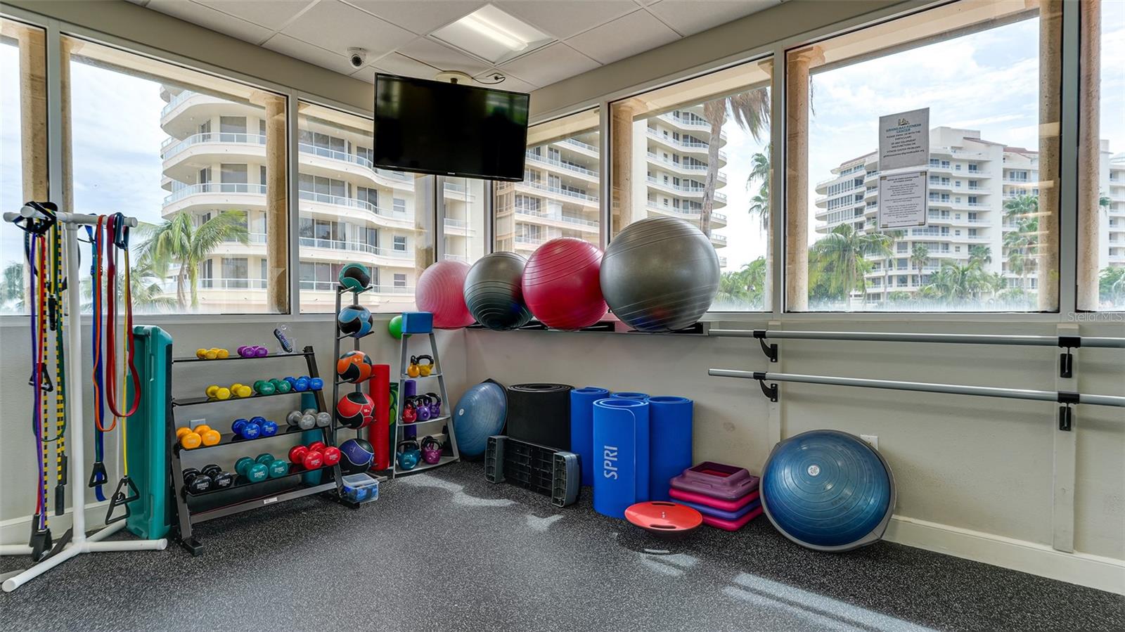 Image 62 of 99 For 3070 Grand Bay Boulevard 644