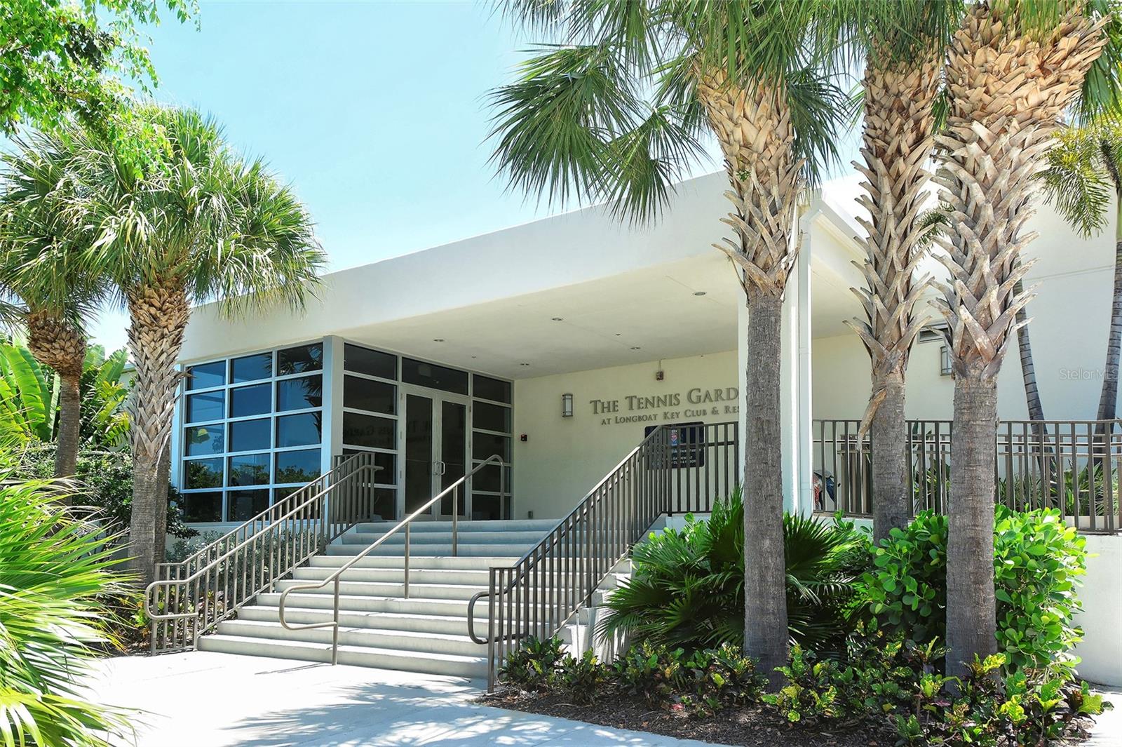 Image 70 of 99 For 3070 Grand Bay Boulevard 644