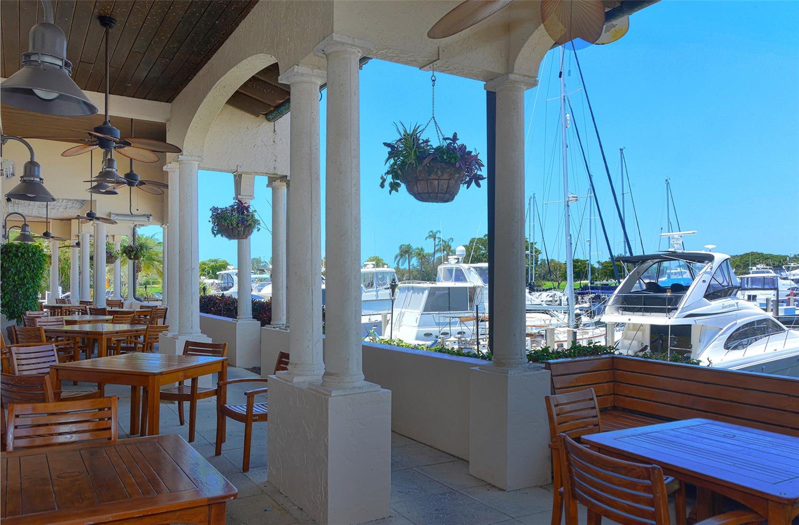 Image 91 of 99 For 3070 Grand Bay Boulevard 644