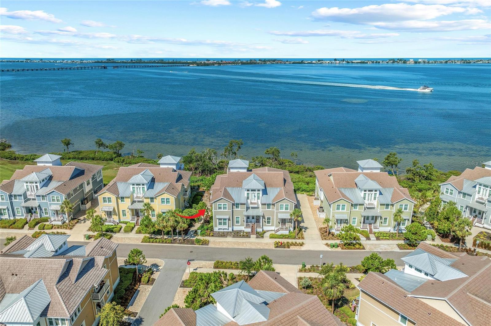Image 2 of 100 For 276 Saint Lucia Drive 101