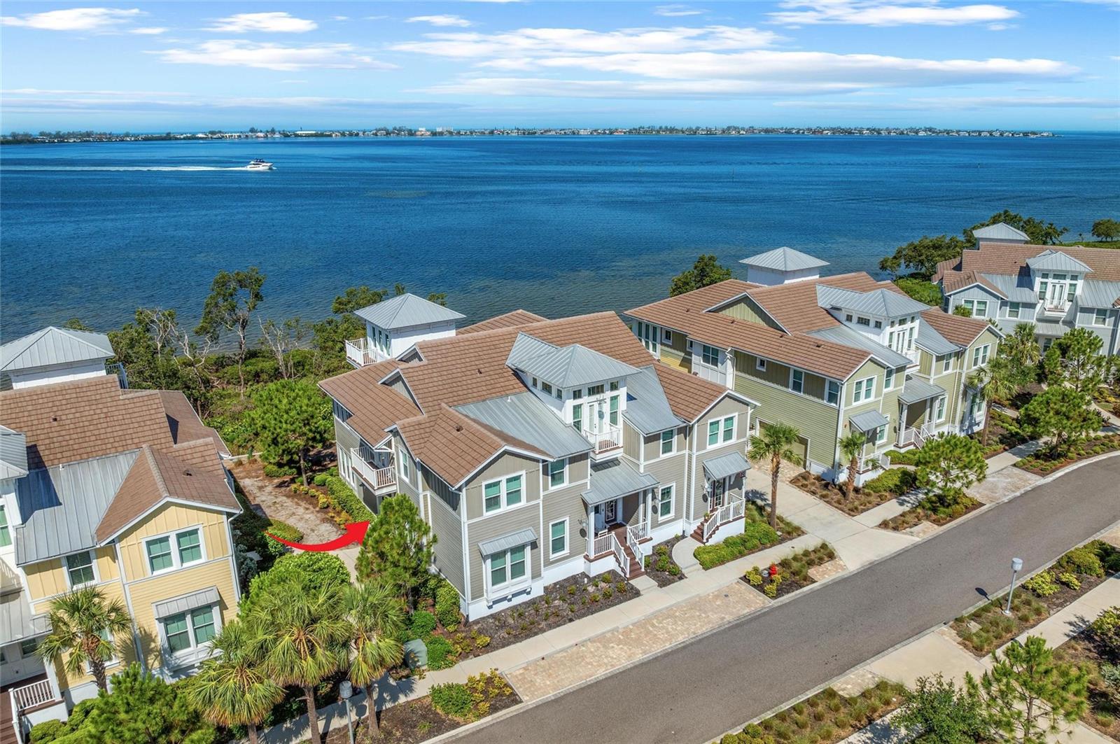 Image 3 of 100 For 276 Saint Lucia Drive 101