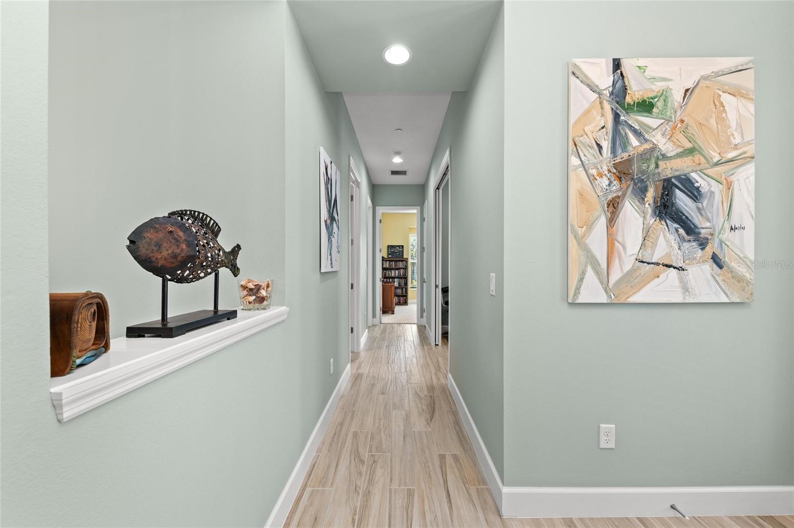 Image 45 of 100 For 276 Saint Lucia Drive 101