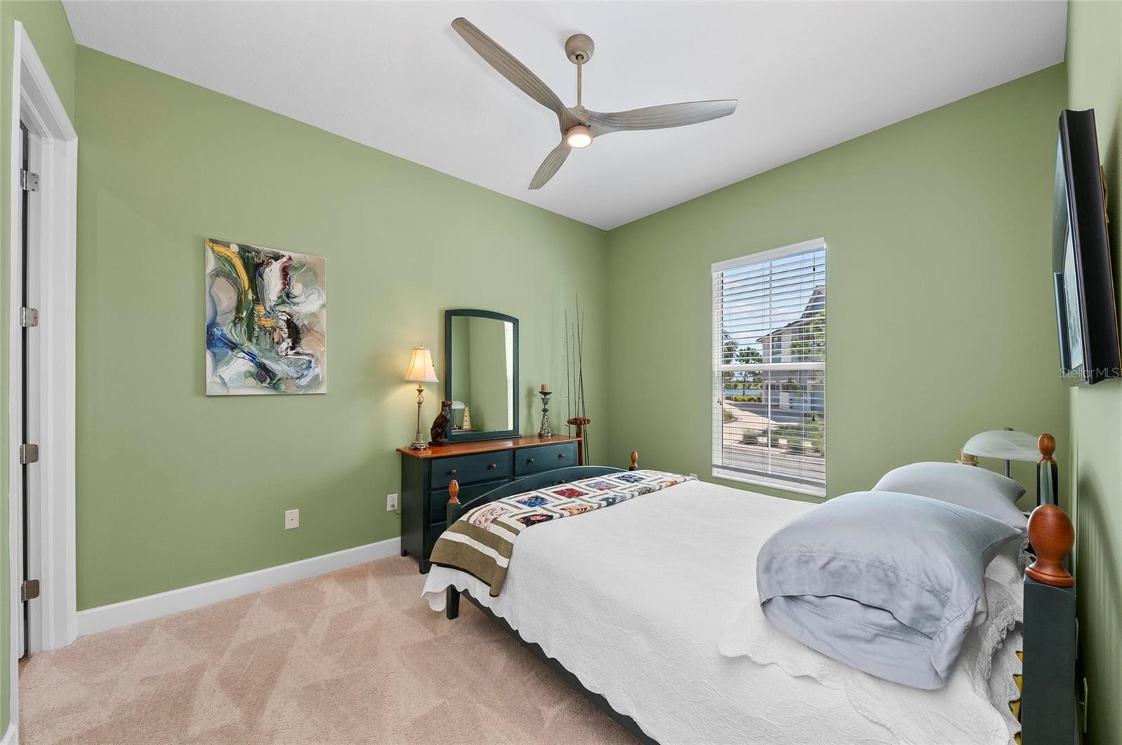 Image 46 of 100 For 276 Saint Lucia Drive 101
