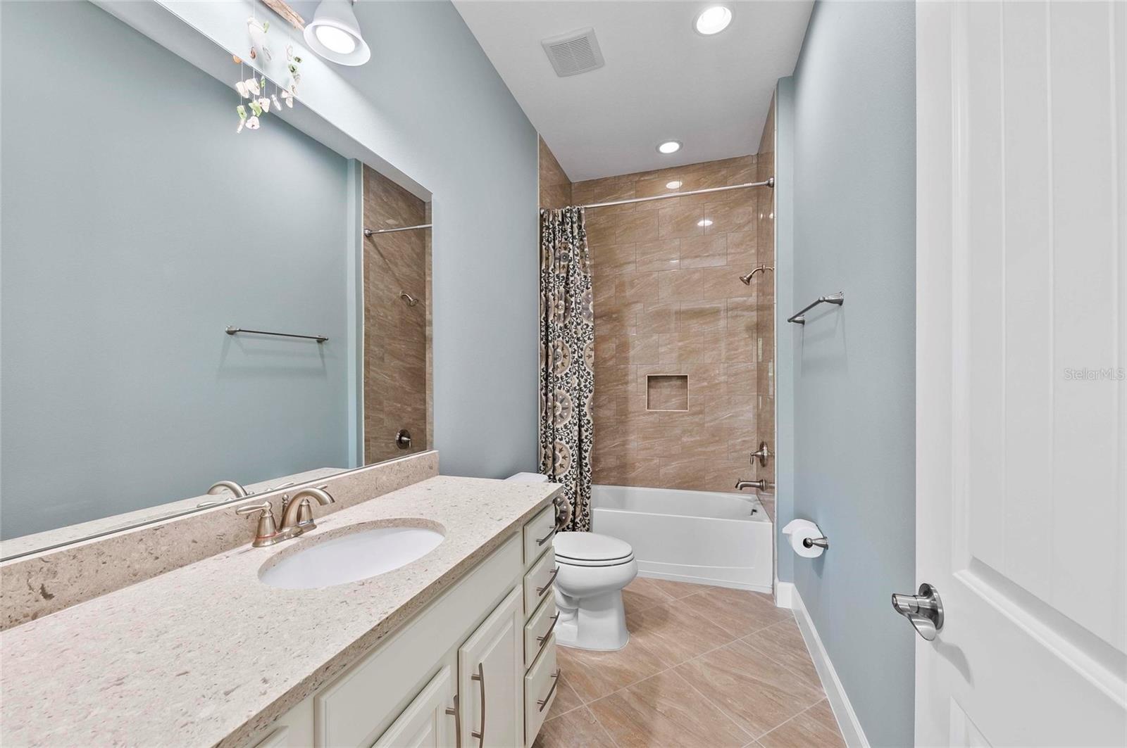 Image 49 of 100 For 276 Saint Lucia Drive 101
