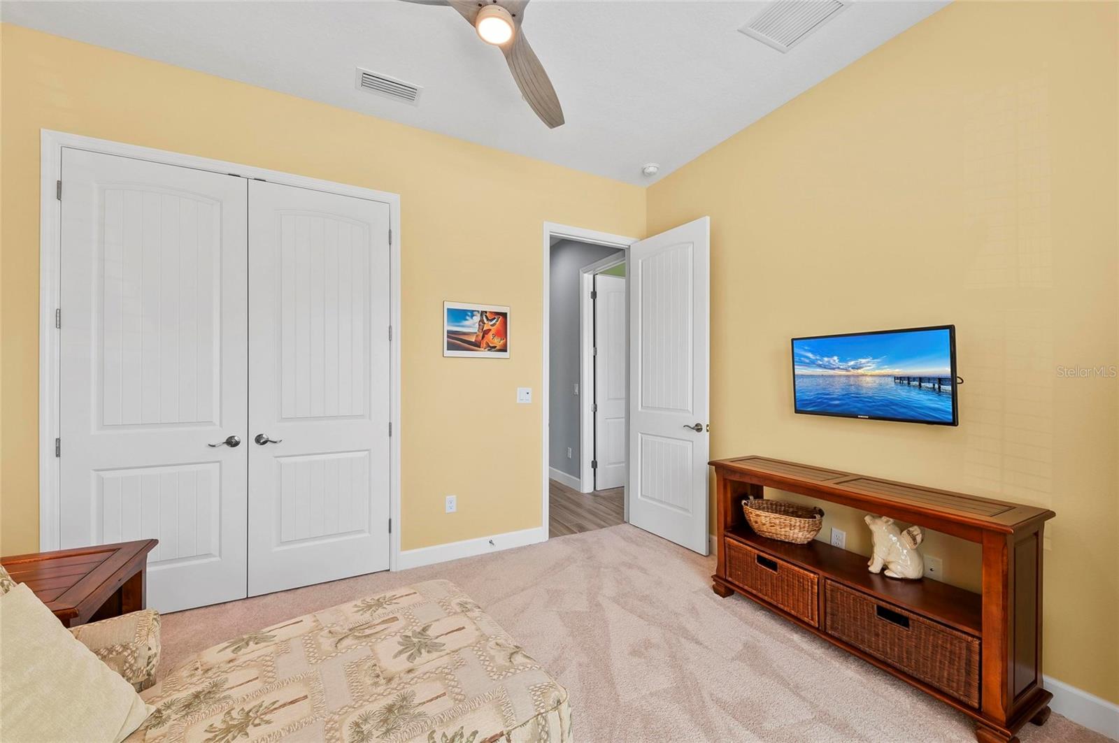 Image 51 of 100 For 276 Saint Lucia Drive 101