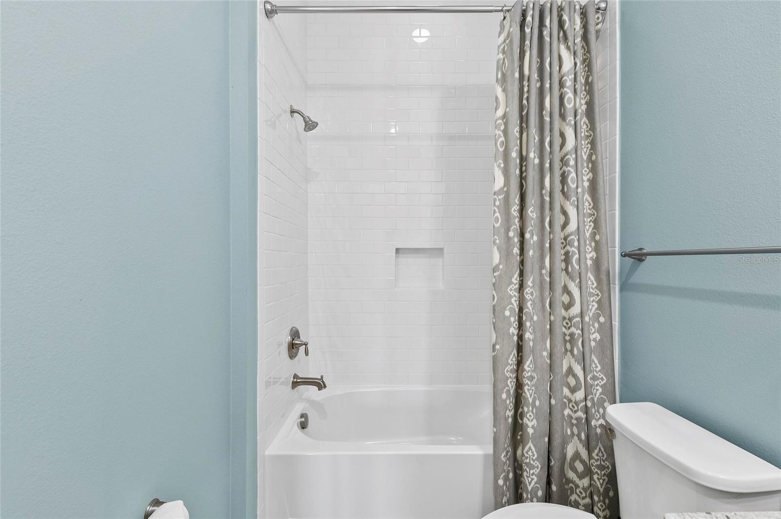 Image 54 of 100 For 276 Saint Lucia Drive 101