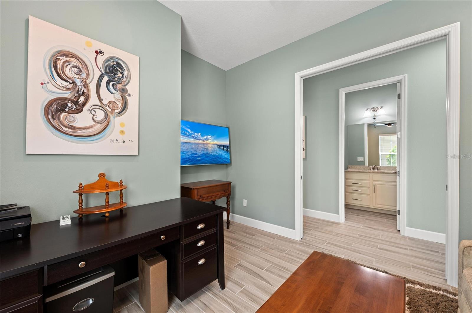 Image 57 of 100 For 276 Saint Lucia Drive 101