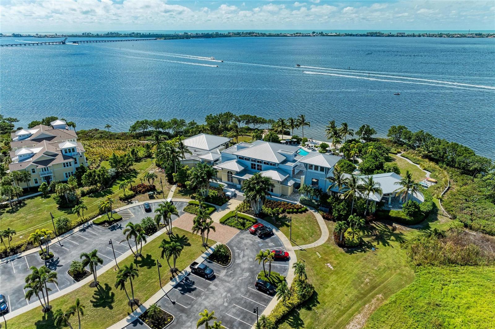 Image 67 of 100 For 276 Saint Lucia Drive 101