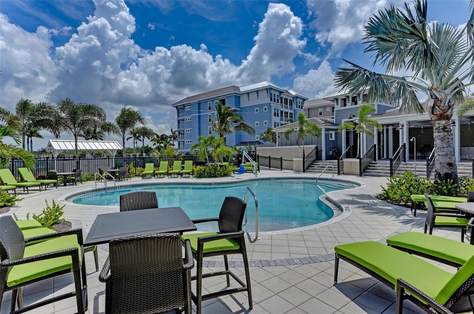 Image 94 of 100 For 276 Saint Lucia Drive 101