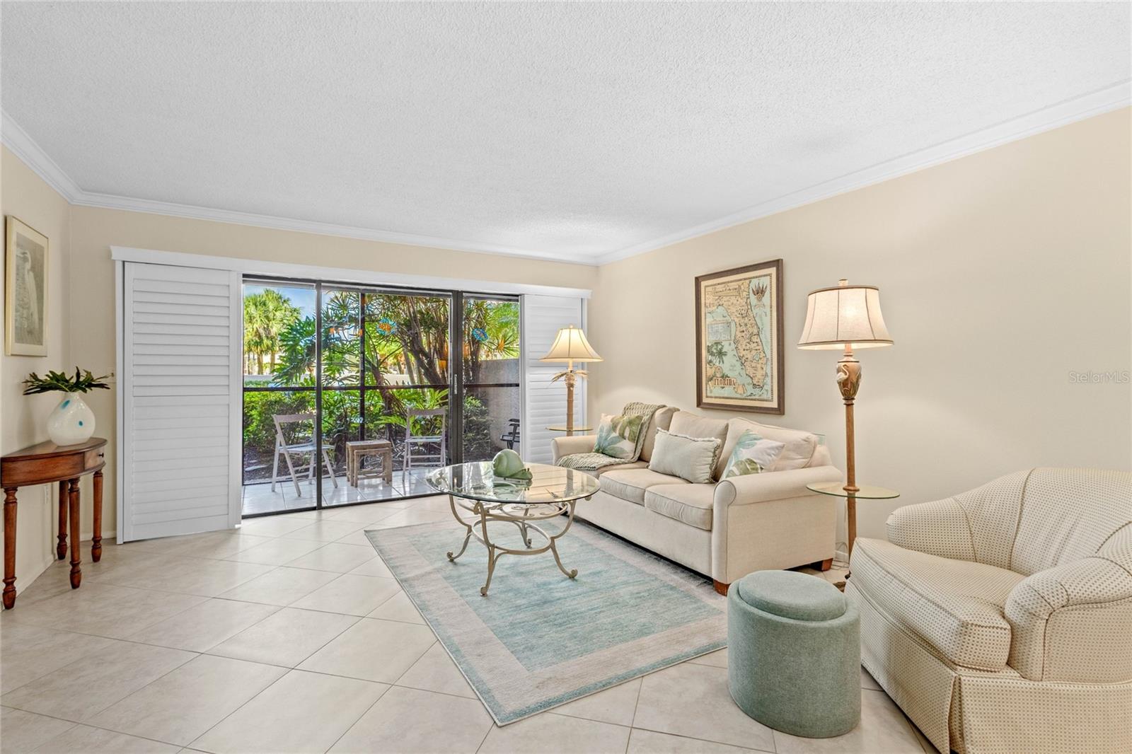 Image 6 of 38 For 1001 Benjamin Franklin Drive 106