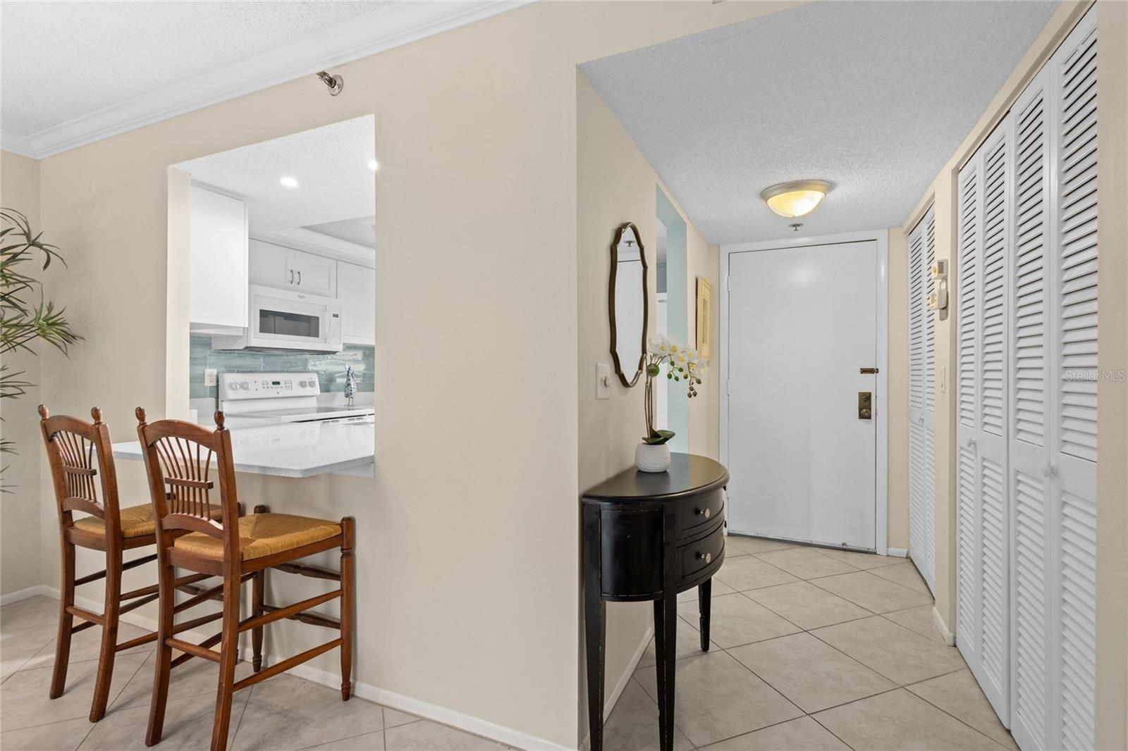 Image 8 of 38 For 1001 Benjamin Franklin Drive 106