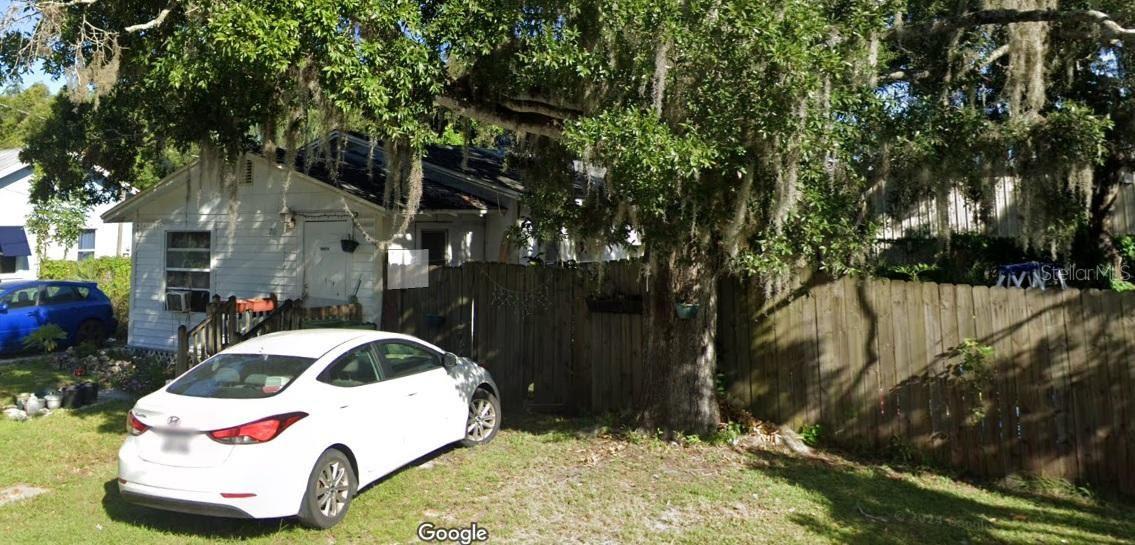 Image 2 of 28 For 710 25th Avenue W