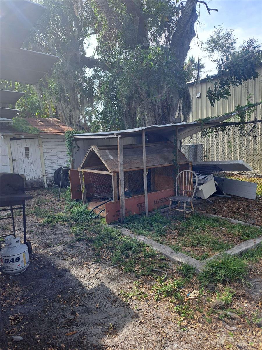 Image 7 of 28 For 710 25th Avenue W