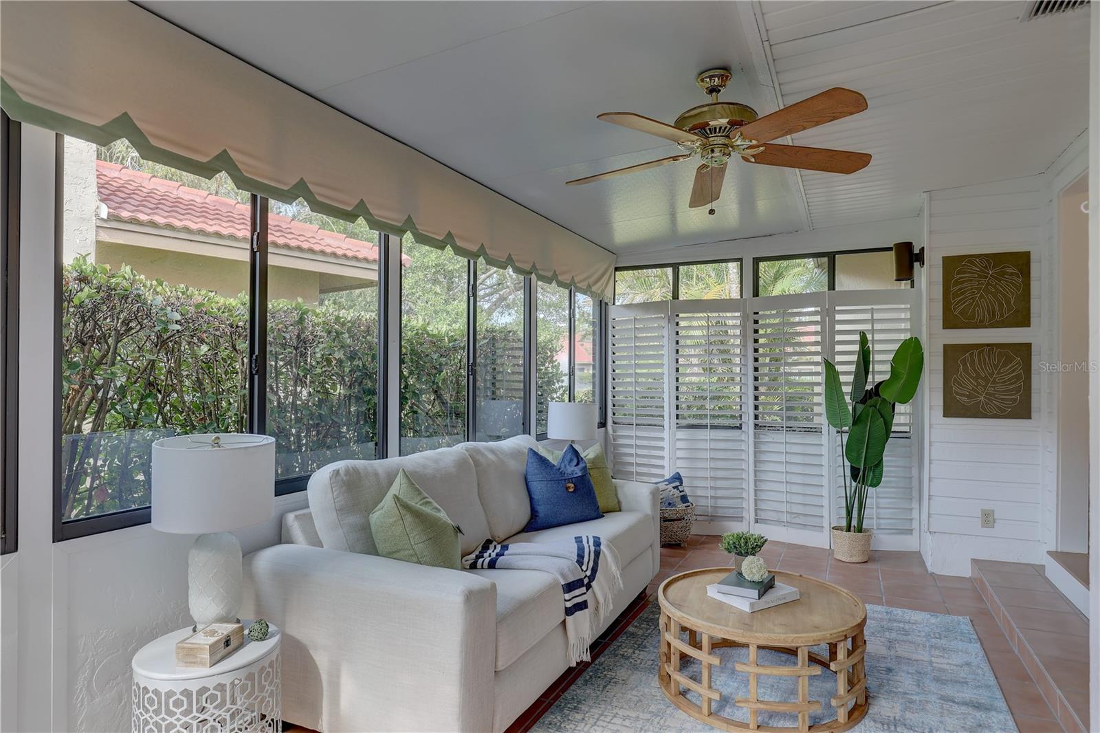 Image 22 of 45 For 5039 Kestral Park Drive 67