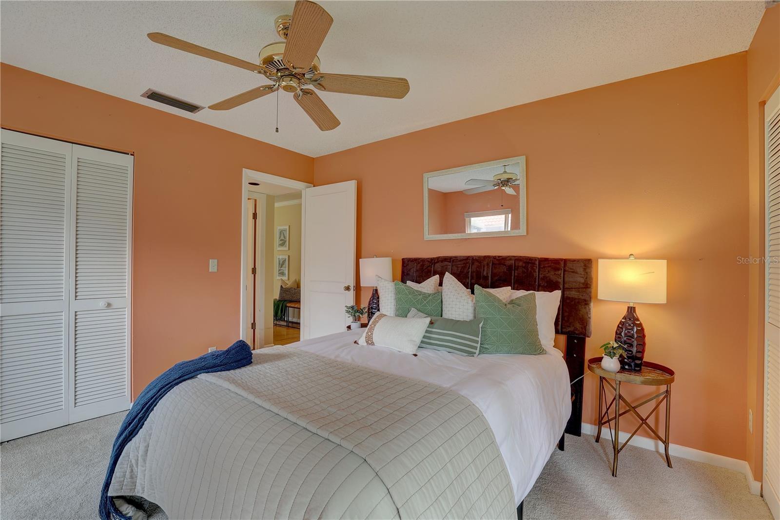 Image 25 of 45 For 5039 Kestral Park Drive 67