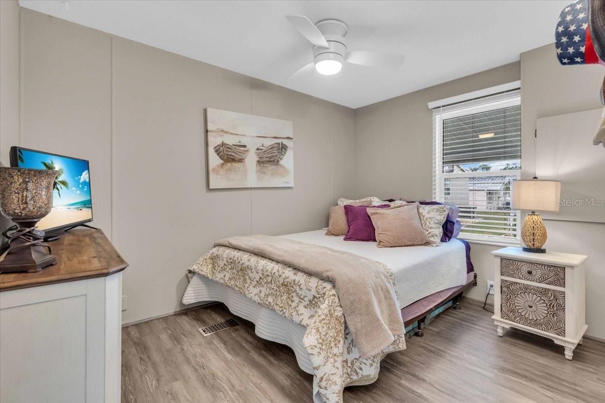 Image 20 of 29 For 5316 53rd Avenue E M7