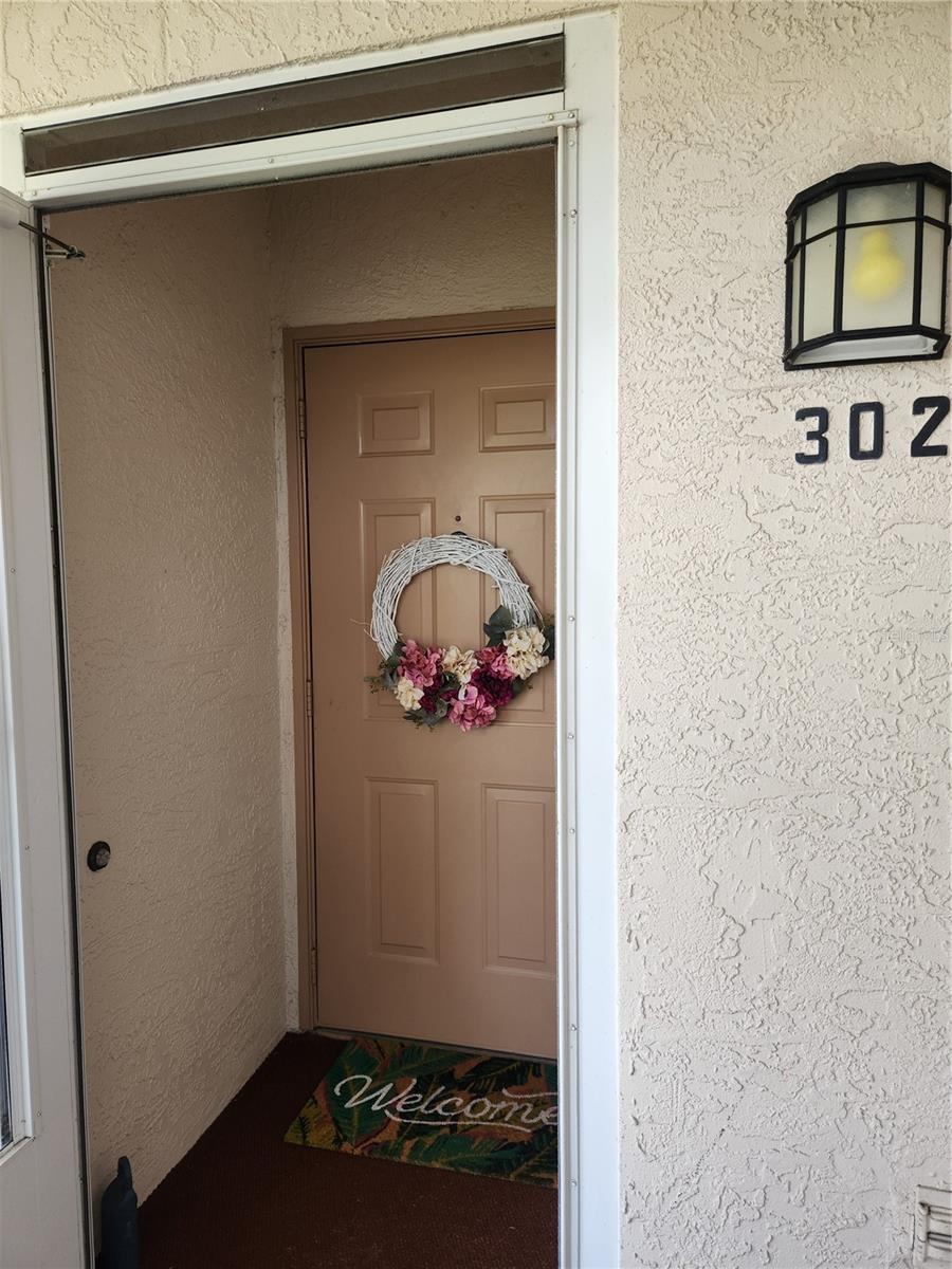 Image 3 of 24 For 6503 Stone River Rd  302